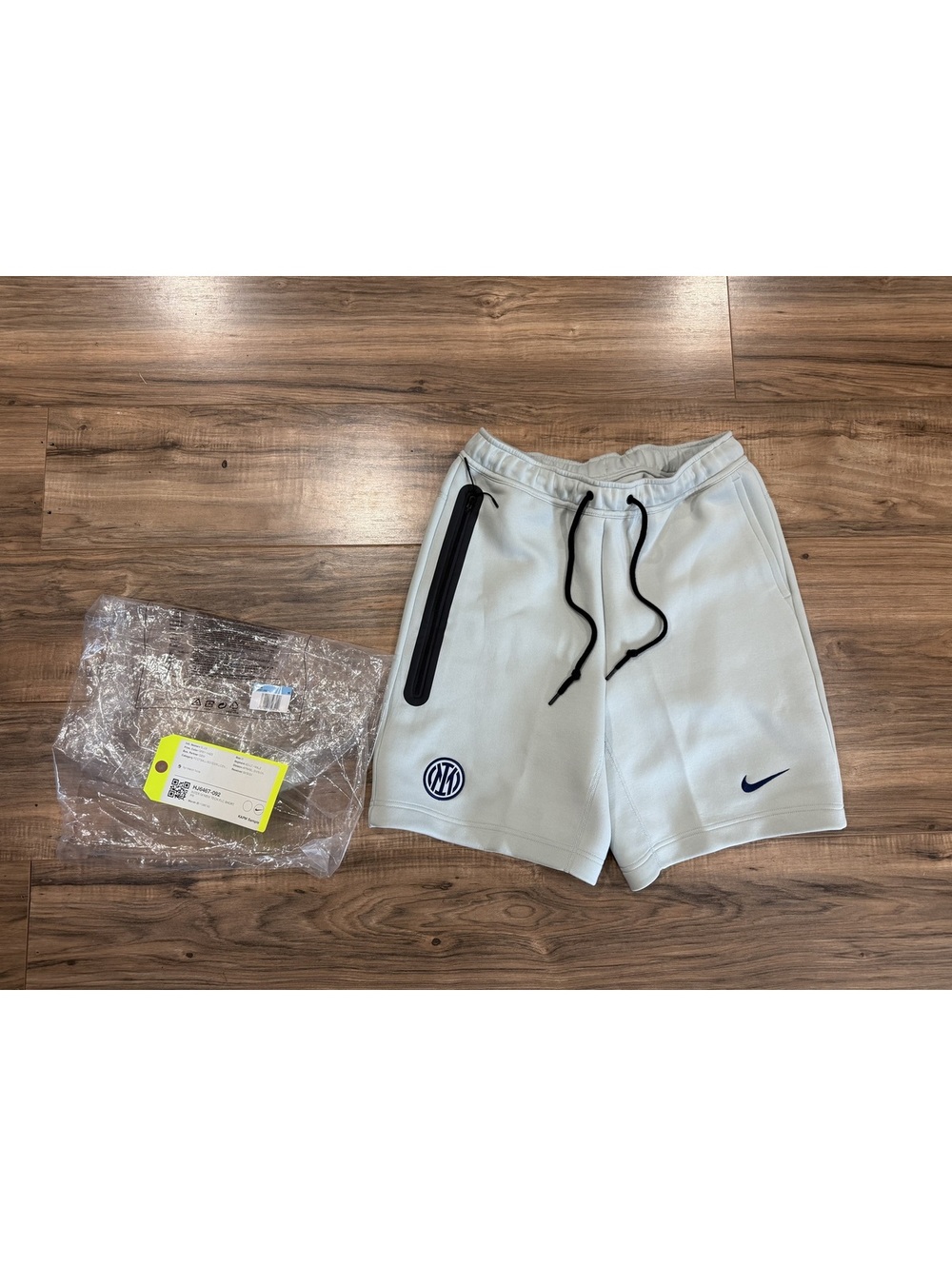 Nike Tech Tottenham Hotspur 25/26 Men's Fleece Shorts *Rare*